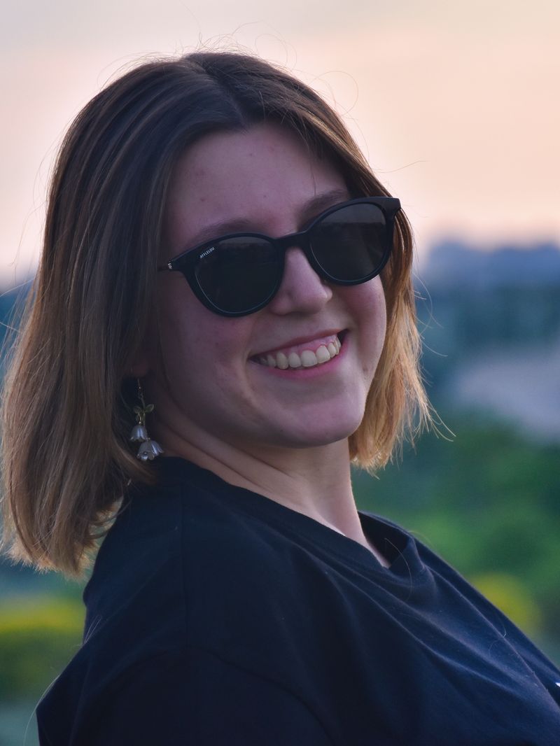 Marta Pérez, imagen de redes y relaciones públicas de Looped